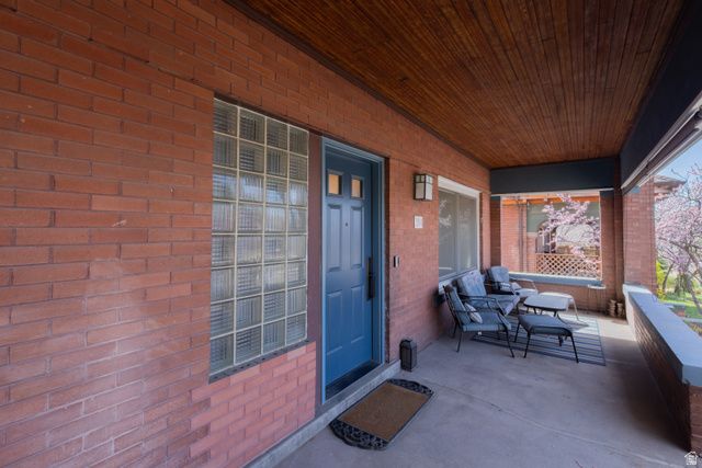 384 E ST, Salt Lake City, UT 84103