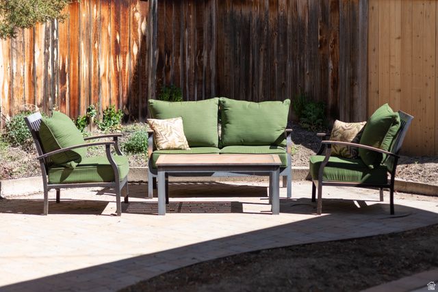 384 E ST, Salt Lake City, UT 84103