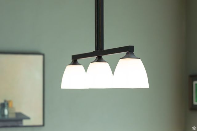 384 E ST, Salt Lake City, UT 84103