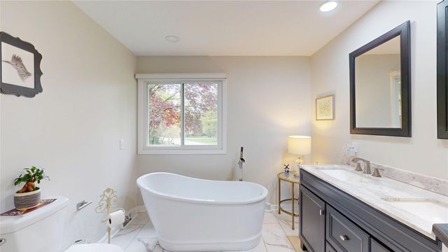 5403 MINTWOOD Court, Erie, PA 16506