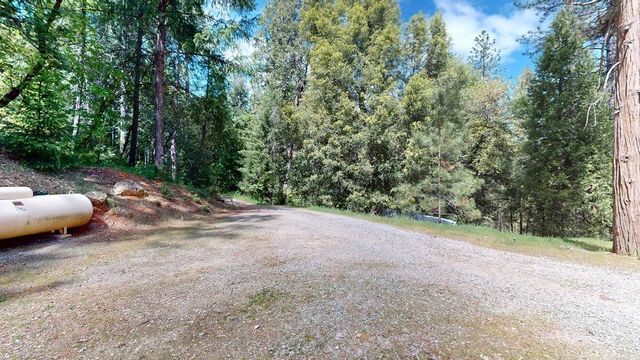 14522 Deerhaven Ln, Nevada City, CA 95959