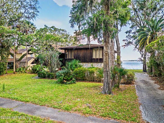 5457 RIVER TRAIL Road N, Jacksonville, FL 32277