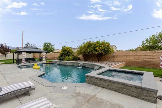1601 Amie Court, Redlands, CA 92374