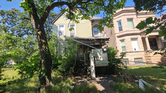 7048 S Perry Avenue, Chicago, IL 60621