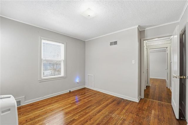 341 N Quincy Avenue, Kansas City, MO 64123