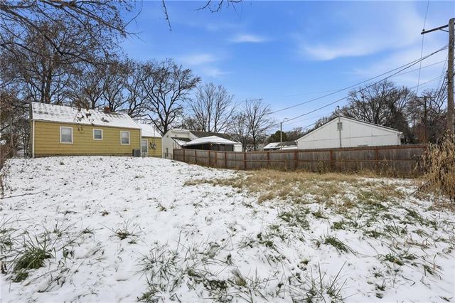 341 N Quincy Avenue, Kansas City, MO 64123