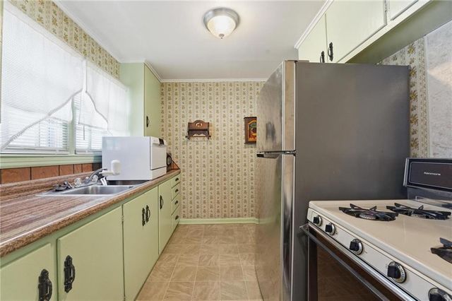 341 N Quincy Avenue, Kansas City, MO 64123