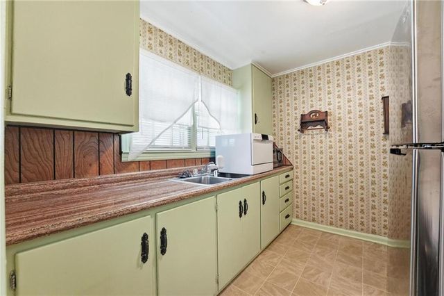 341 N Quincy Avenue, Kansas City, MO 64123