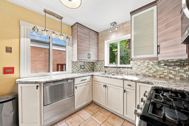 8120 Keystone Avenue, Skokie, IL 60076