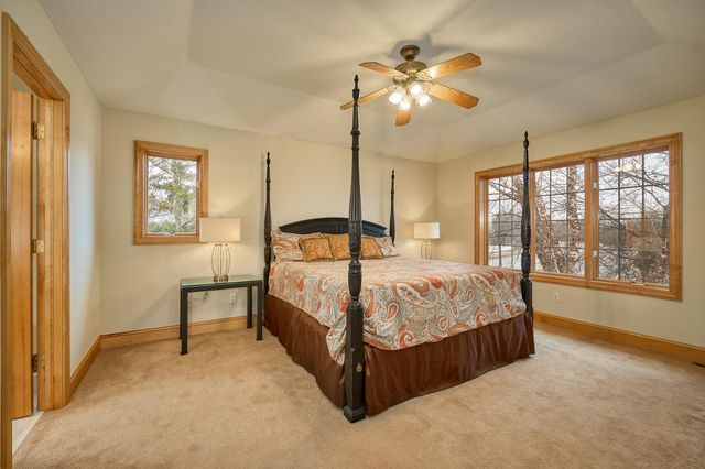 18426 Magenta Bay, Eden Prairie, MN 55347