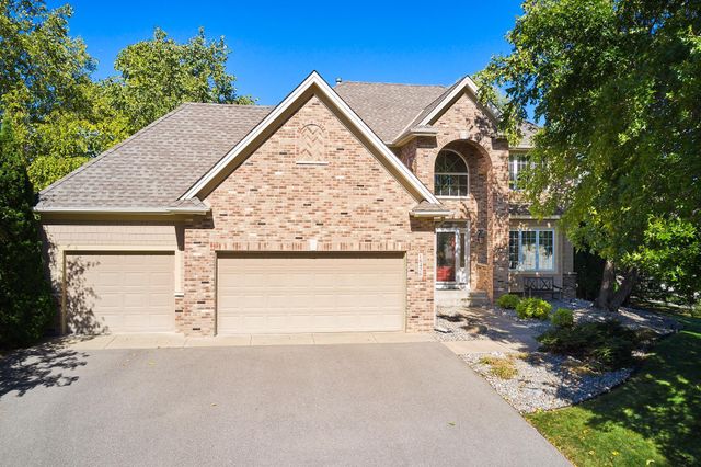 18426 Magenta Bay, Eden Prairie, MN 55347