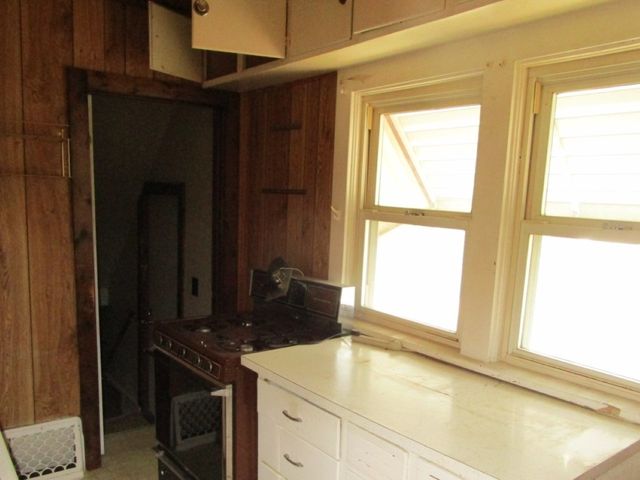 3103 Davenport Avenue, Davenport, IA 52803