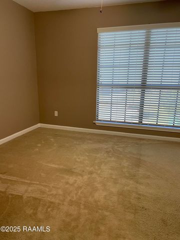 106 S Parkwood Drive 1, Youngsville, LA 70592