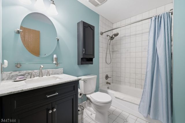 109 Lenape Trl, Washington Boro, NJ 07882