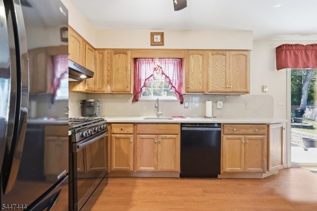 109 Lenape Trl, Washington Boro, NJ 07882