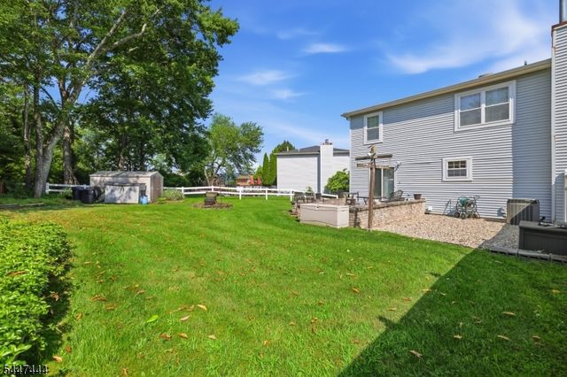 109 Lenape Trl, Washington Boro, NJ 07882
