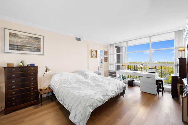 600 Parkview Drive 823, Hallandale Beach, FL 33009