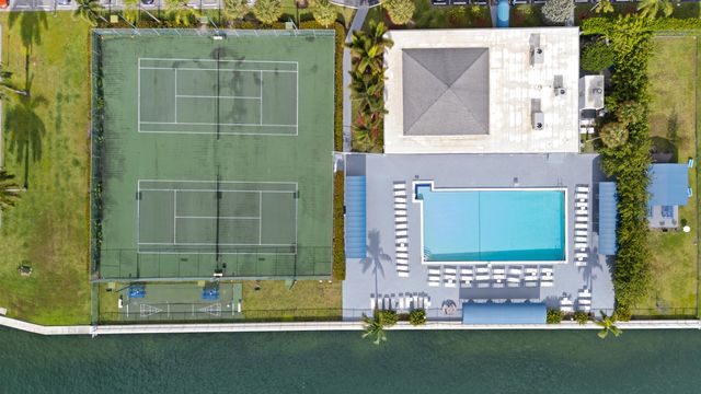 600 Parkview Drive 823, Hallandale Beach, FL 33009