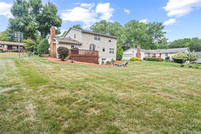 8 Ungava Drive, New City, NY 10956