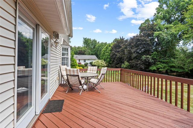 8 Ungava Drive, New City, NY 10956