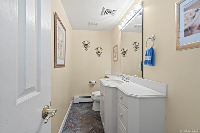 8 Ungava Drive, New City, NY 10956
