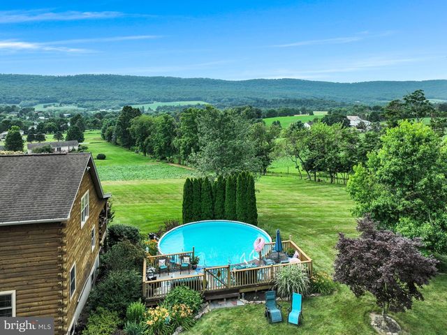 1105 RIDGE RD, Halifax, PA 17032