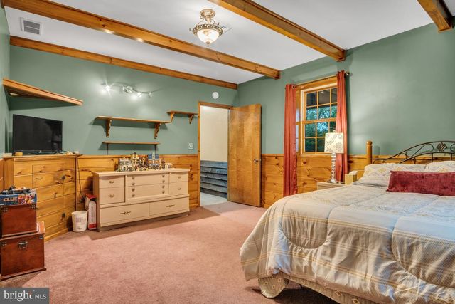 1105 RIDGE RD, Halifax, PA 17032