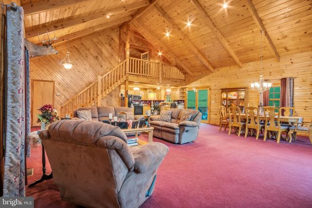 1105 RIDGE RD, Halifax, PA 17032