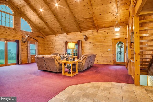 1105 RIDGE RD, Halifax, PA 17032