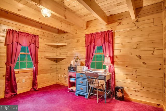 1105 RIDGE RD, Halifax, PA 17032