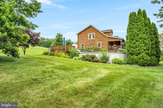 1105 RIDGE RD, Halifax, PA 17032