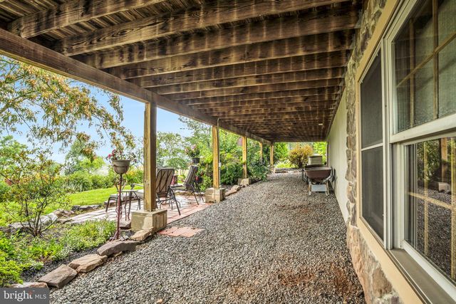 1105 RIDGE RD, Halifax, PA 17032