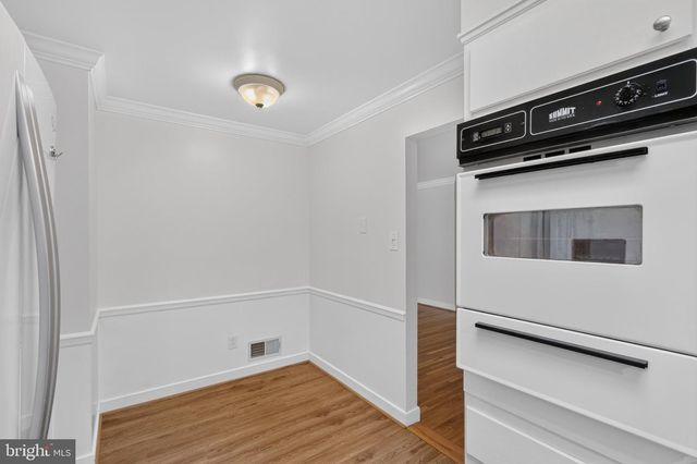 5624 QUEENSBERRY AVE, Springfield, VA 22151