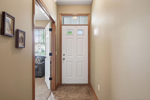 4693 Bloomberg Lane, Inver Grove Heights, MN 55076