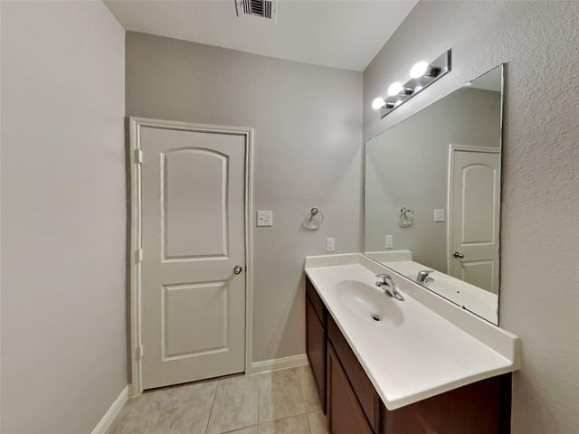 116 Thorton Vine Drive, Katy, TX 77493