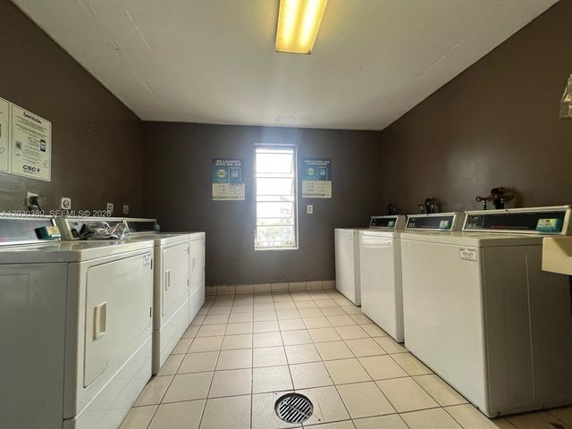 8560 N Sherman Circle 504, Miramar, FL 33025