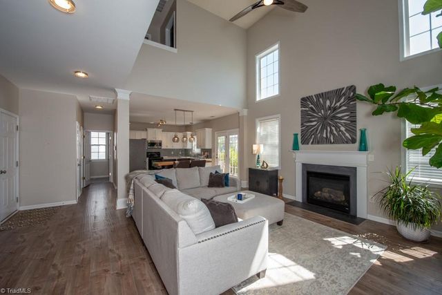 4556 Fairport Court, High Point, NC 27265