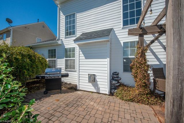 4556 Fairport Court, High Point, NC 27265