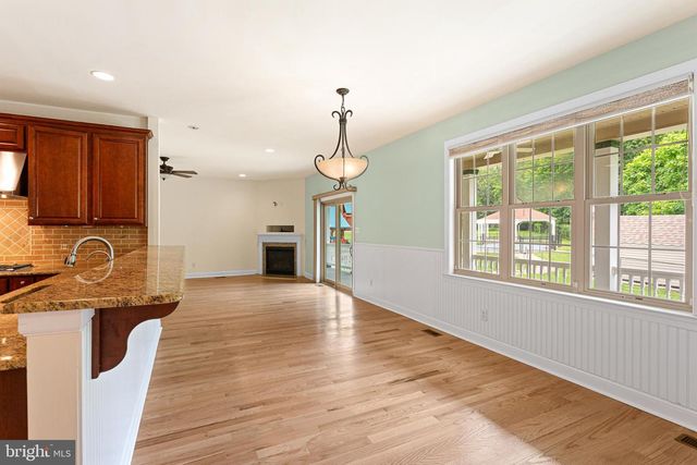929 ALBURGER AVE, Philadelphia, PA 19115