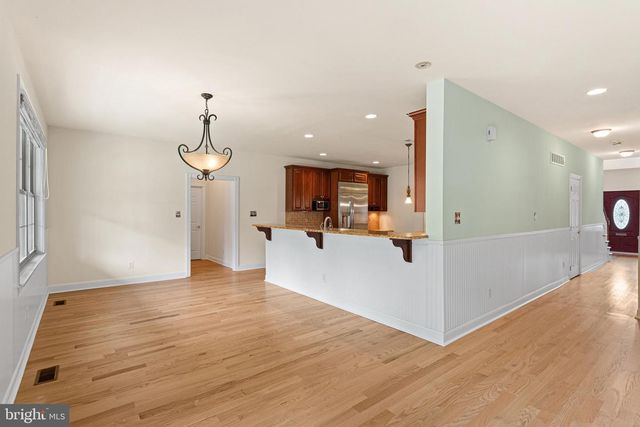 929 ALBURGER AVE, Philadelphia, PA 19115