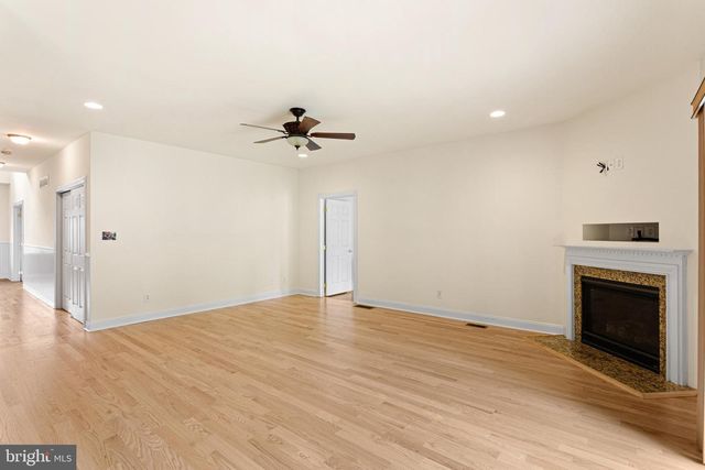 929 ALBURGER AVE, Philadelphia, PA 19115