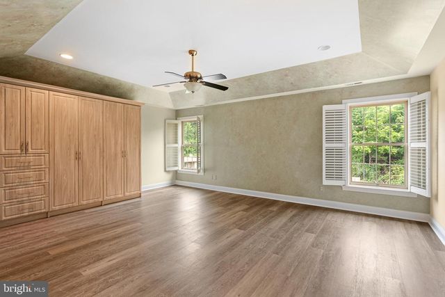 929 ALBURGER AVE, Philadelphia, PA 19115