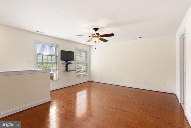 929 ALBURGER AVE, Philadelphia, PA 19115