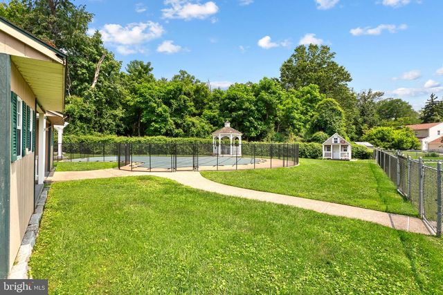 929 ALBURGER AVE, Philadelphia, PA 19115
