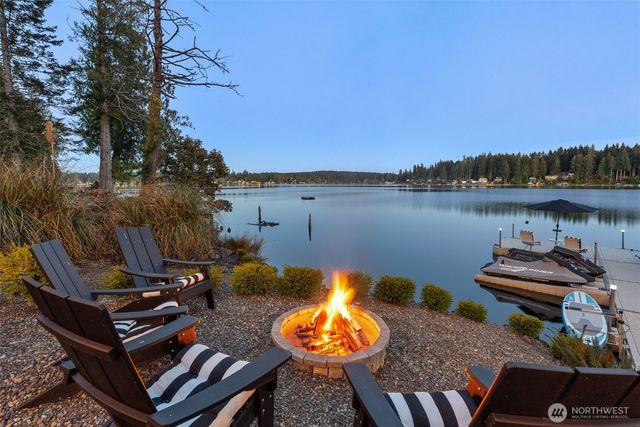 1870 E Mason Lake Drive W, Grapeview, WA 98546