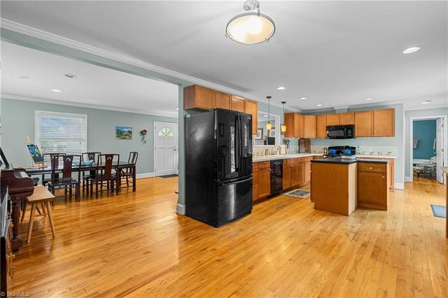 1017 Carolina Street, Greensboro, NC 27401