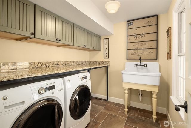 13432 NE 25th Street, Bellevue, WA 98005