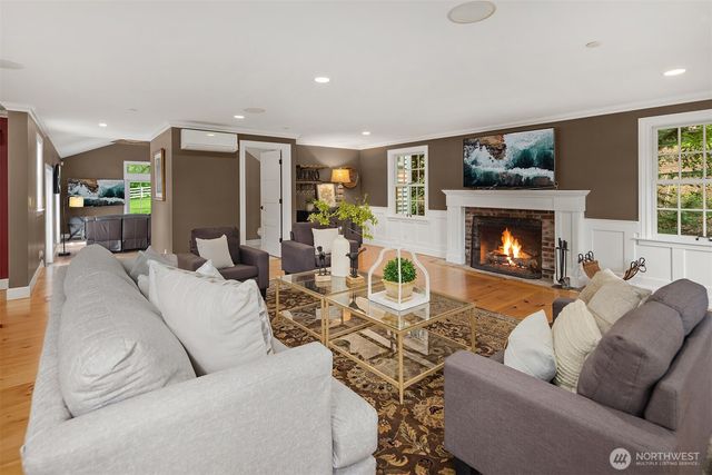 13432 NE 25th Street, Bellevue, WA 98005