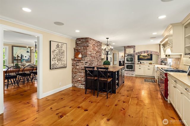 13432 NE 25th Street, Bellevue, WA 98005