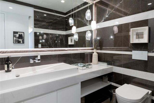 17975 Collins Avenue 502, Sunny Isles Beach, FL 33160